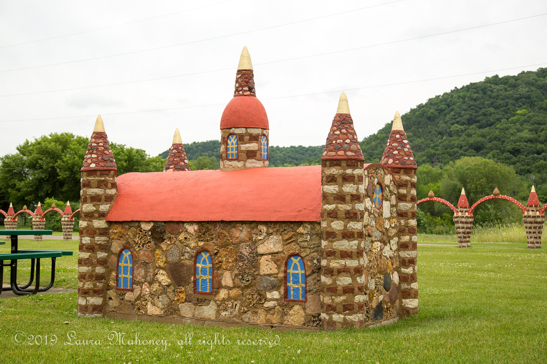 Praire Moon Sculpture Garen-2761