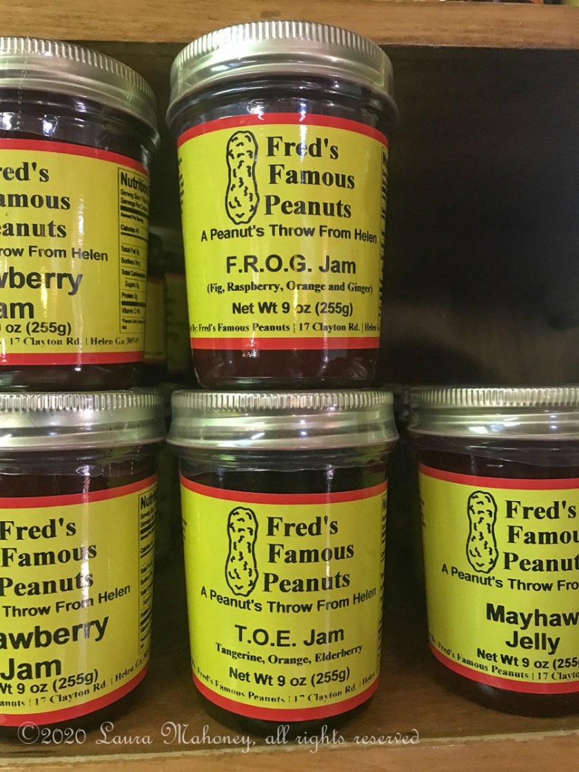 Freds Famous Peanuts-8725